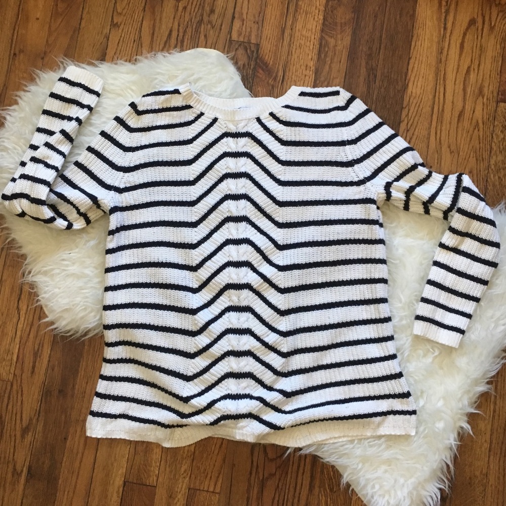 Liz Claiborne Sweater
